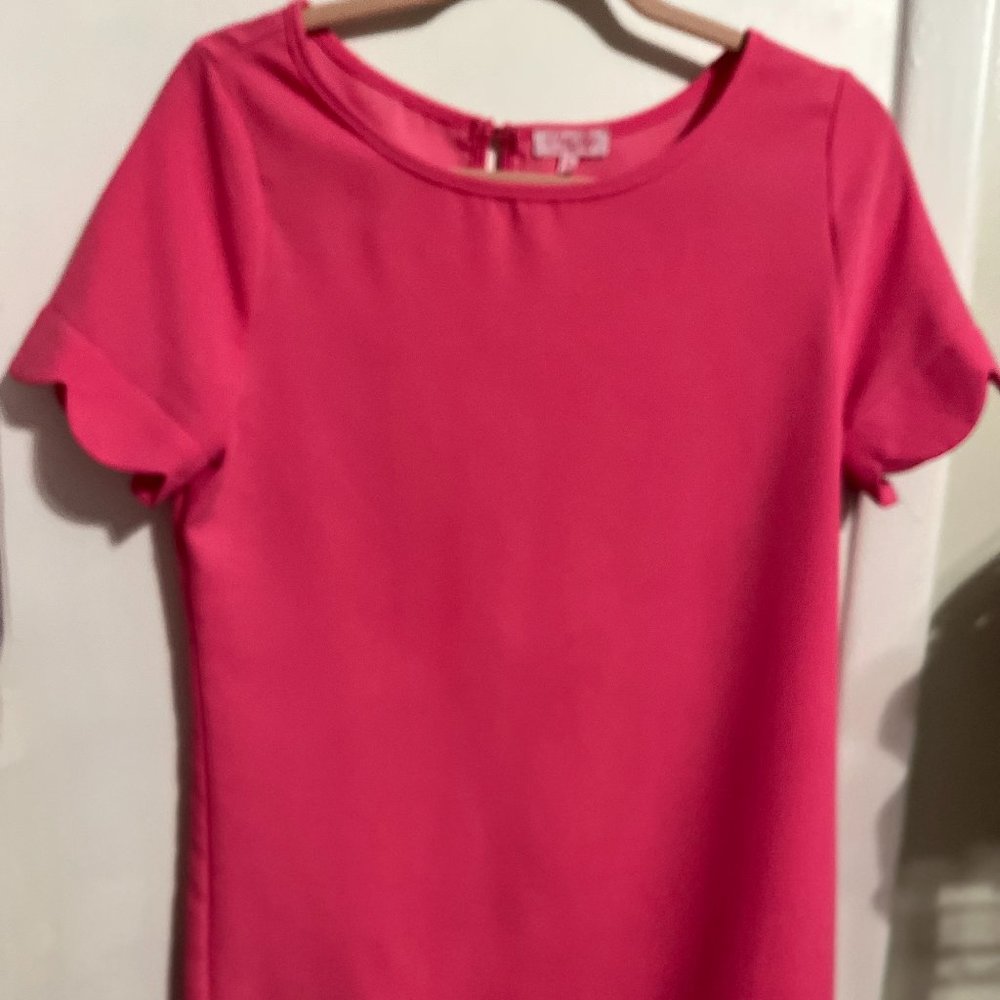 PINK LILY SHORT SLEEVE PINK DRESS SZ M